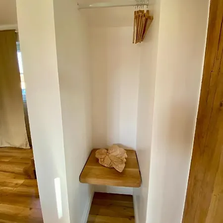Petite Maison Rustique Pleine De Caractere * Pont-sur-Seine